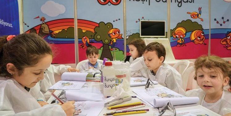 Dahi çocukları keşfetmek için yola çıktılar