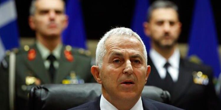Yunanistan Savunma Bakanı Apostolakis’ten S-400 yorumu
