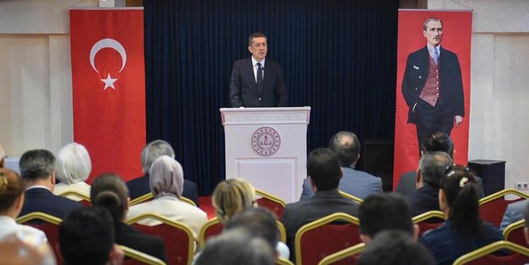 Bakan Selçuk: Öğretmenlerle ilgili yeni bir bakış ortaya koyacağız