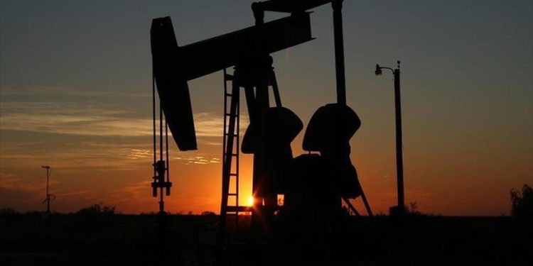 Brent petrolün varili 73,22 dolar
