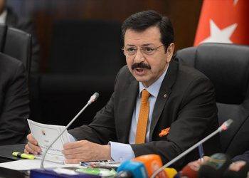 “Devlete tek kuruş harcatmadan 10 gümrük kapısını yeniledik”