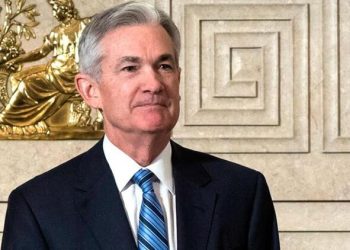 Fed Başkanı Powell: Ekonomi zayıflarsa şirket borçları alacaklıları sıkıştırır