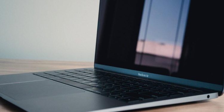 MacBook Air modellerinde anakart arızası çıktı