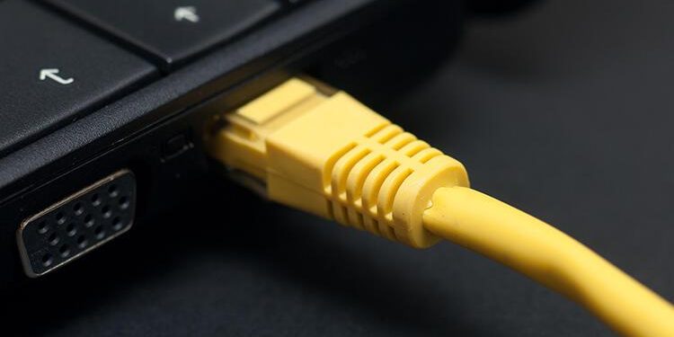 Myanmar hükümeti Müslüman Rohinya eyaletinde interneti kapattı