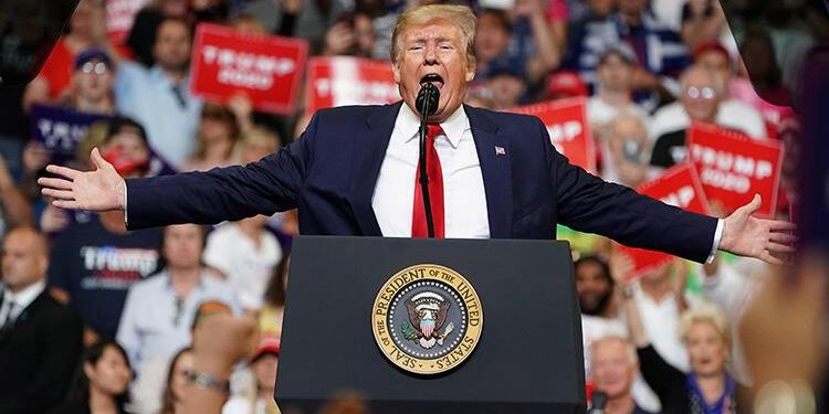 Trump milyonlarca göçmenin gönderileceğini duyurdu