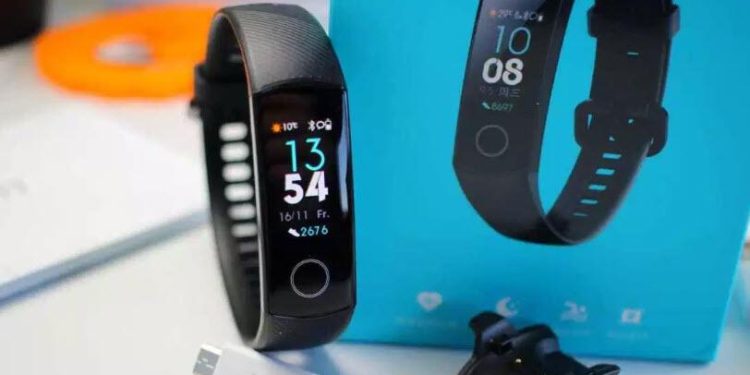 Xiaomi Mi Band 4 işte böyle görünüyor!