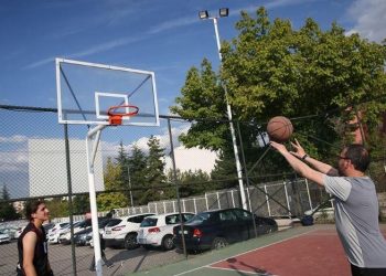 BASKETBOL