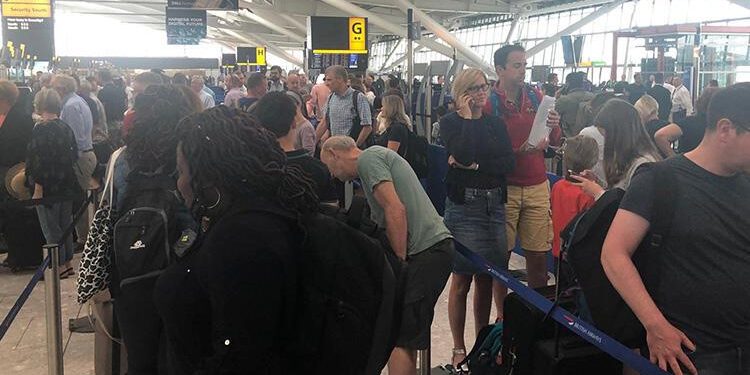 Bilgisayar arızası yüzünden 100’e yakın British Airways uçuşu iptal