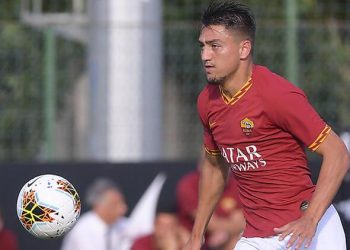 Cengiz Ünder’den 100 adet kurban bağışı