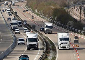 İngiltere’de genç sürücülerin gece araç kullanmaları yasaklanabilir
