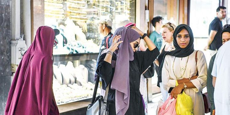 Kapalıçarşı’da turist bereketi