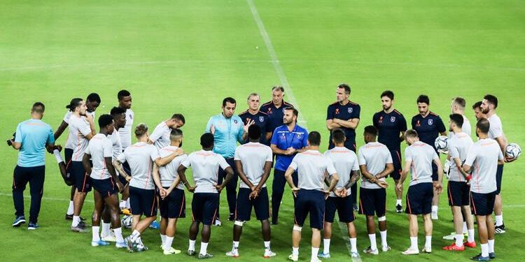 Medipol Başakşehir, Olympiakos maçına hazır