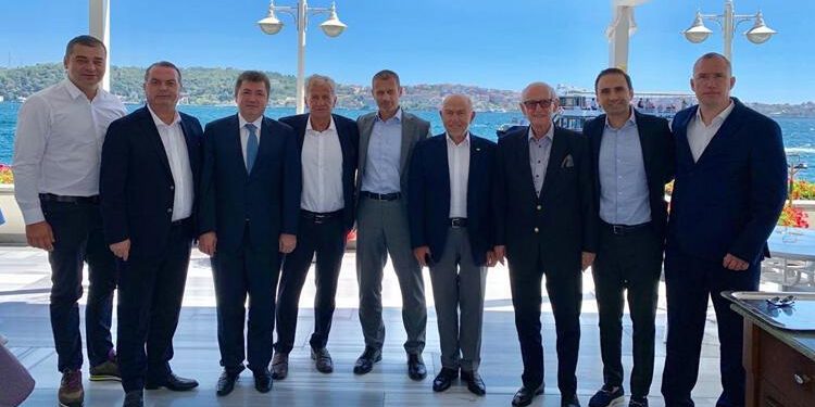 Nihat Özdemir, UEFA Başkanı Ceferin ile bir araya geldi 