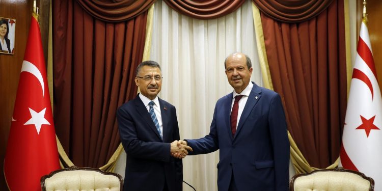 Oktay’dan KKTC Başbakanı Tatar’a ziyaret