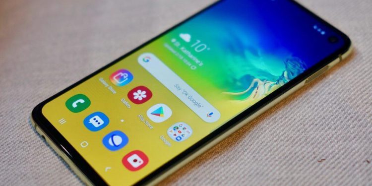 Samsung Galaxy S10 için flaş güncelleme: Neler değişiyor?
