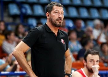 Ufuk Sarıca: “Türk basketbolu olarak olimpiyatta olmamız gerekiyor”