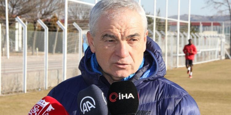 Rıza Çalımbay, Sivasspor taraftarını Adana Demirspor maçına çağırdı